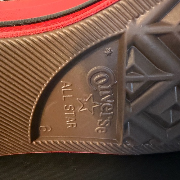 Converse des Garcons Black and Red High-Top Sneakers - Picture 5 of 8